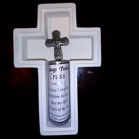 First Holy Communion, Porcelain boy & cross gifts - Picture 1 of 7